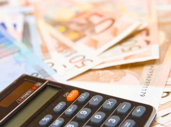 Pagamento de julho, de servidores que ganham até R$ 3 mil, será depositado nesta sexta-feira (11)